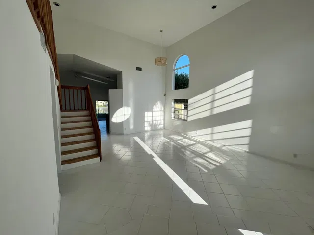 Residence photo 4