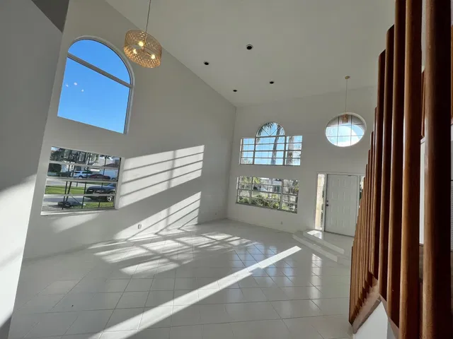 Residence photo 5