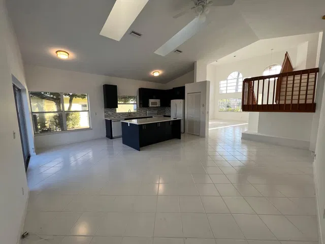 Residence photo 9