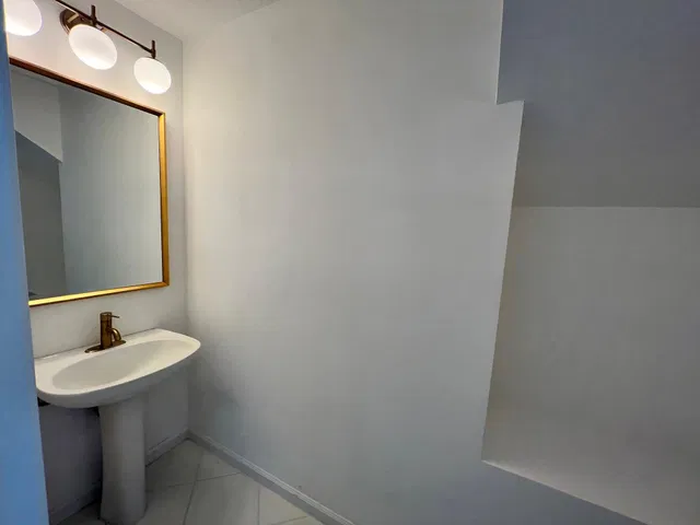 Residence photo 11