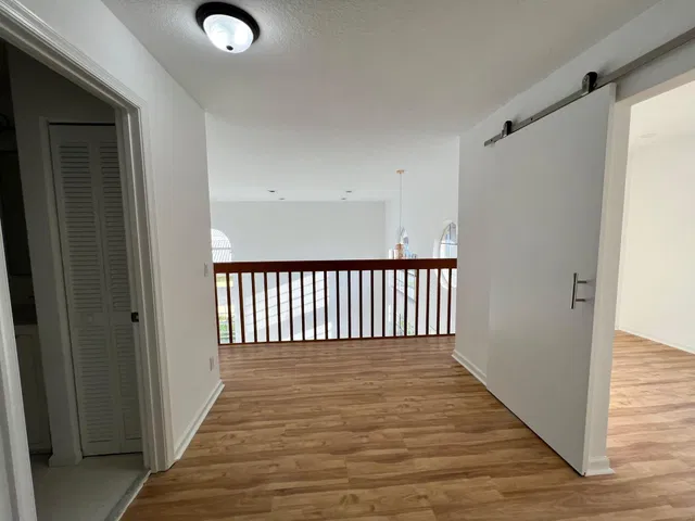 Residence photo 20