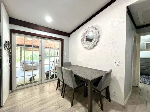 Residence photo 6