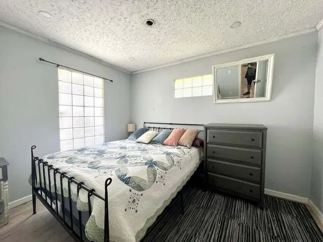 Residence photo 8