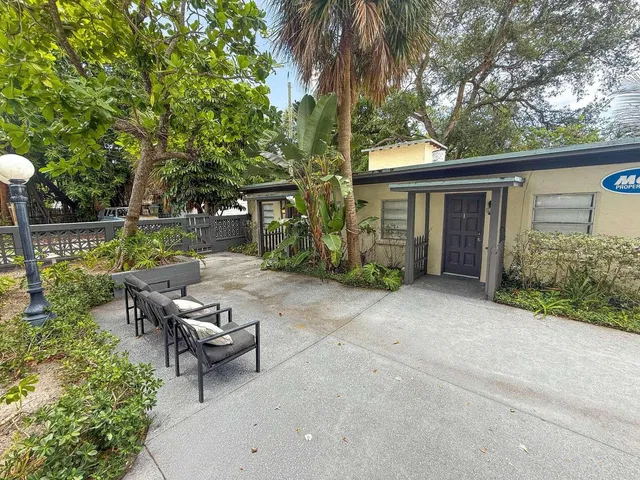 Residence photo 7
