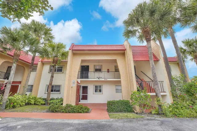 Residence photo 2