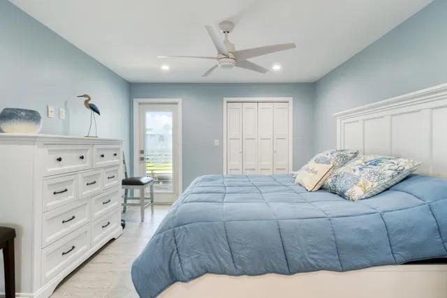 Unit 211 photo 19
