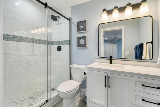 Unit 211 photo 21