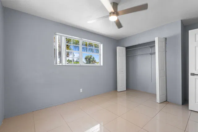 Residence photo 4