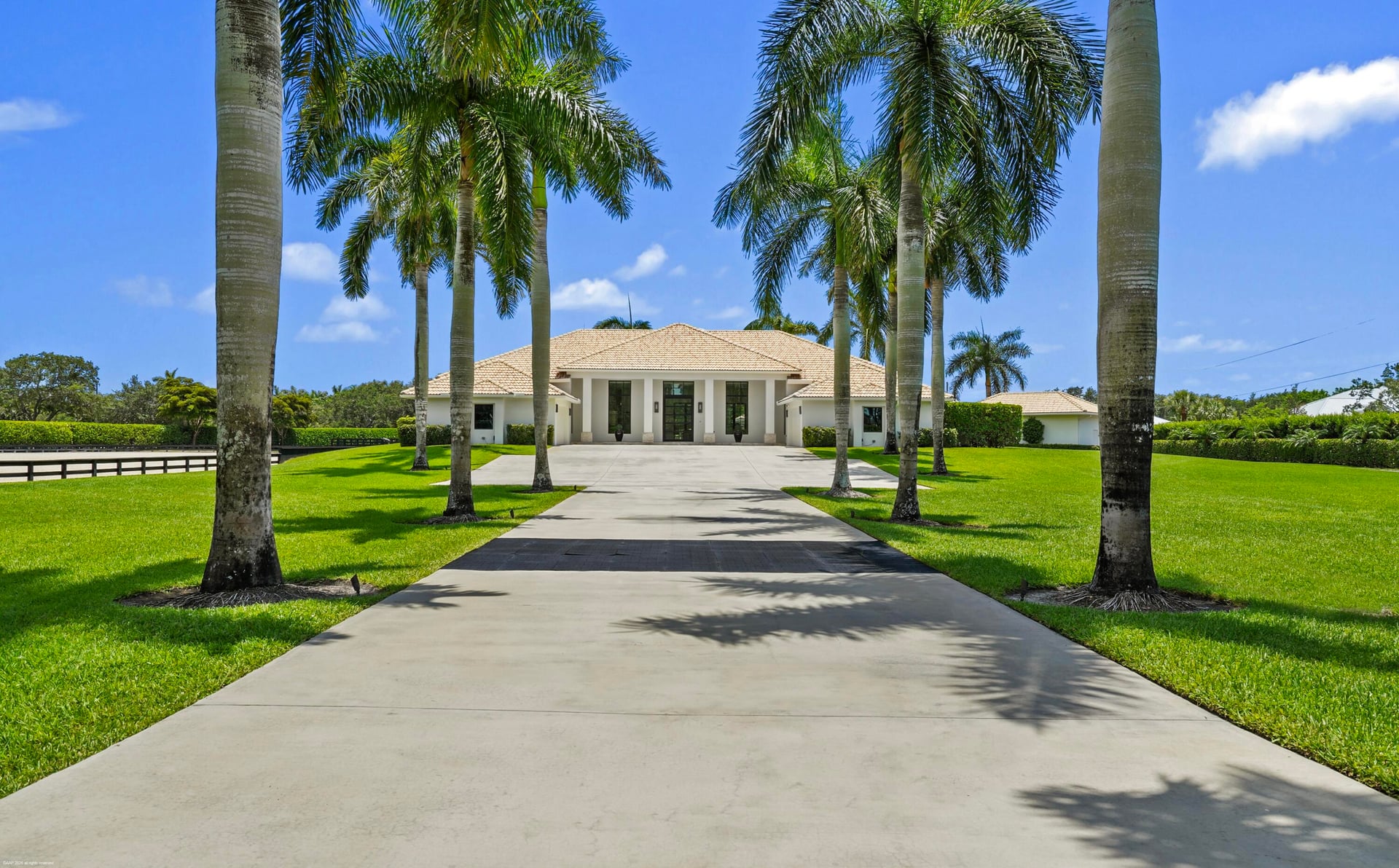Palm Beach Point Residence photo 7