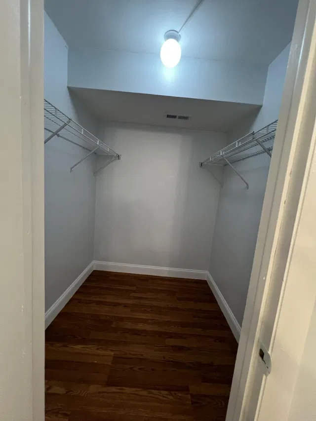 Unit 506 photo 13