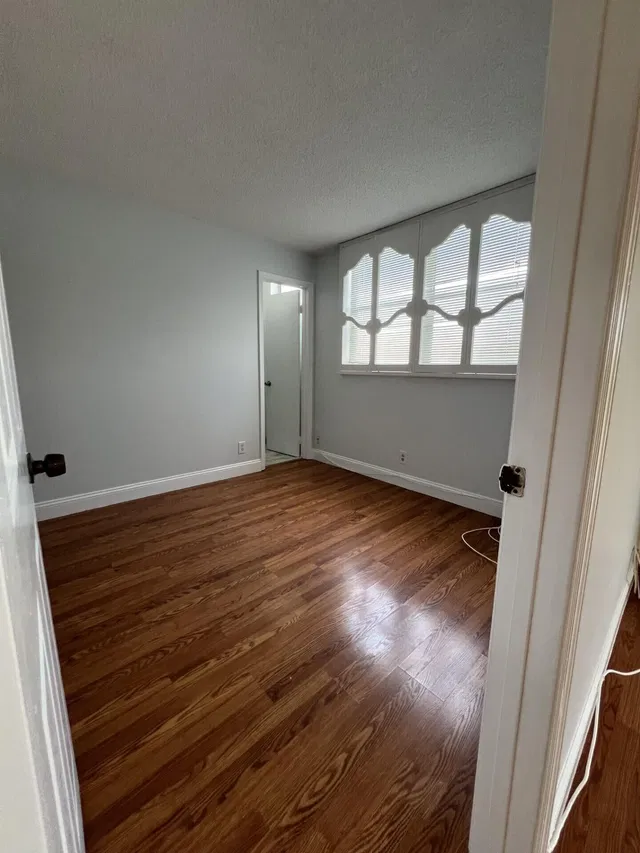 Unit 506 photo 22