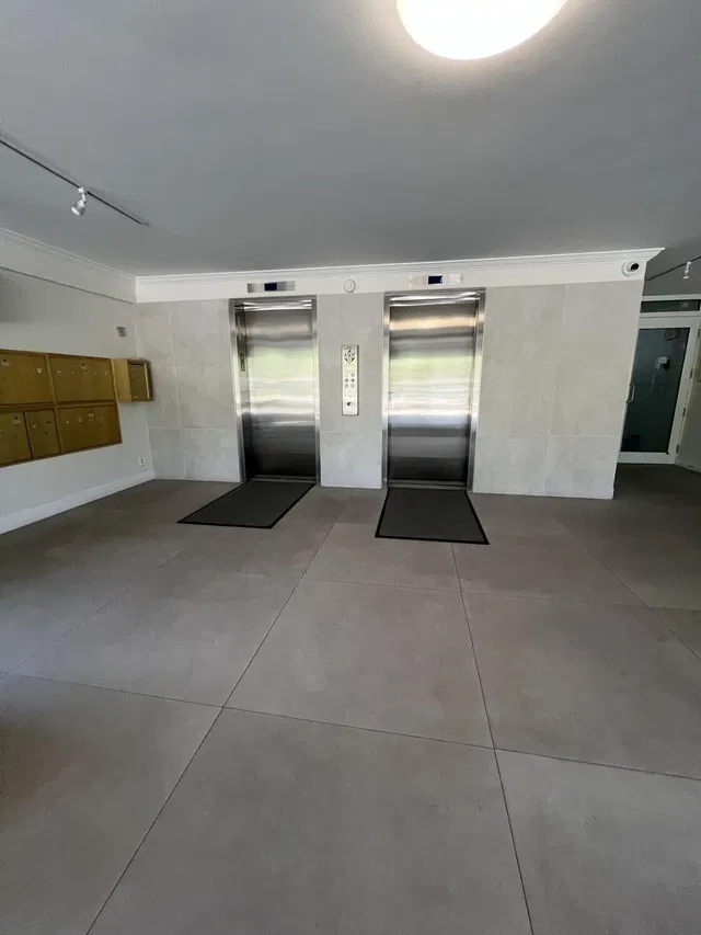 Unit 506 photo 33