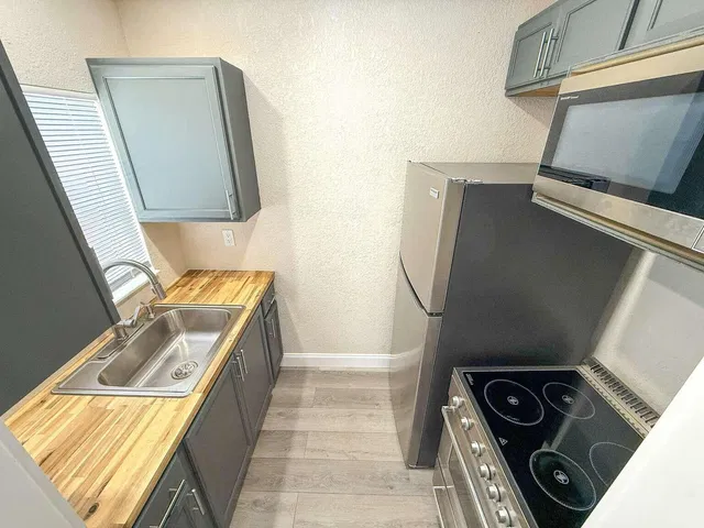  Residence photo 14