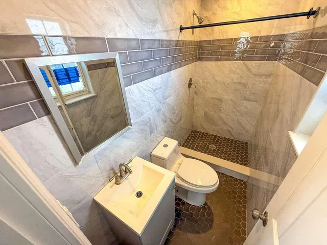  Residence photo 17