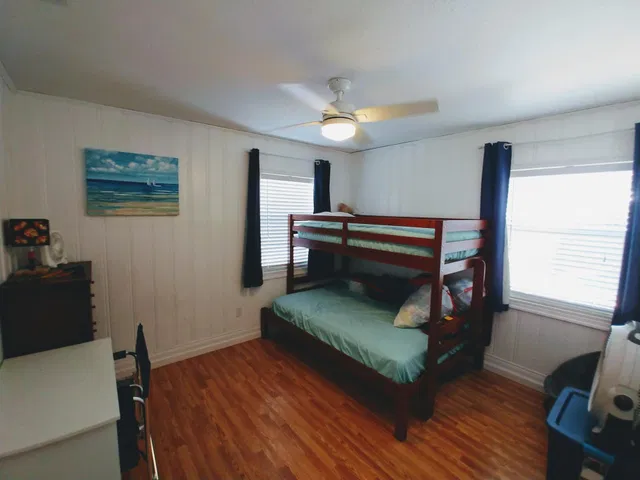 Residence photo 16