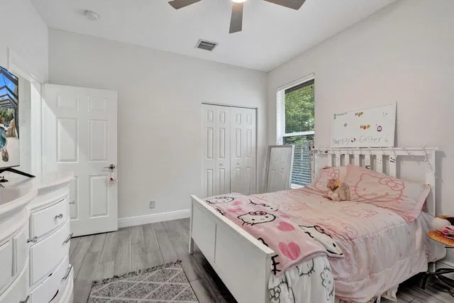  Residence photo 32
