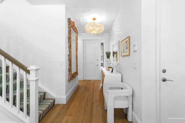 Residence photo 16