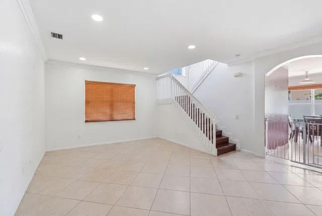 Residence photo 6