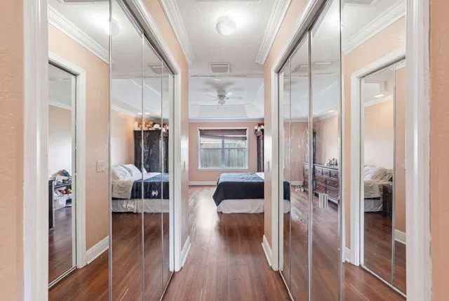 Residence photo 22