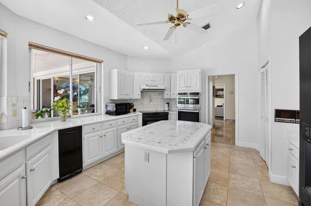 Stonebridge Country Club Residence photo 24
