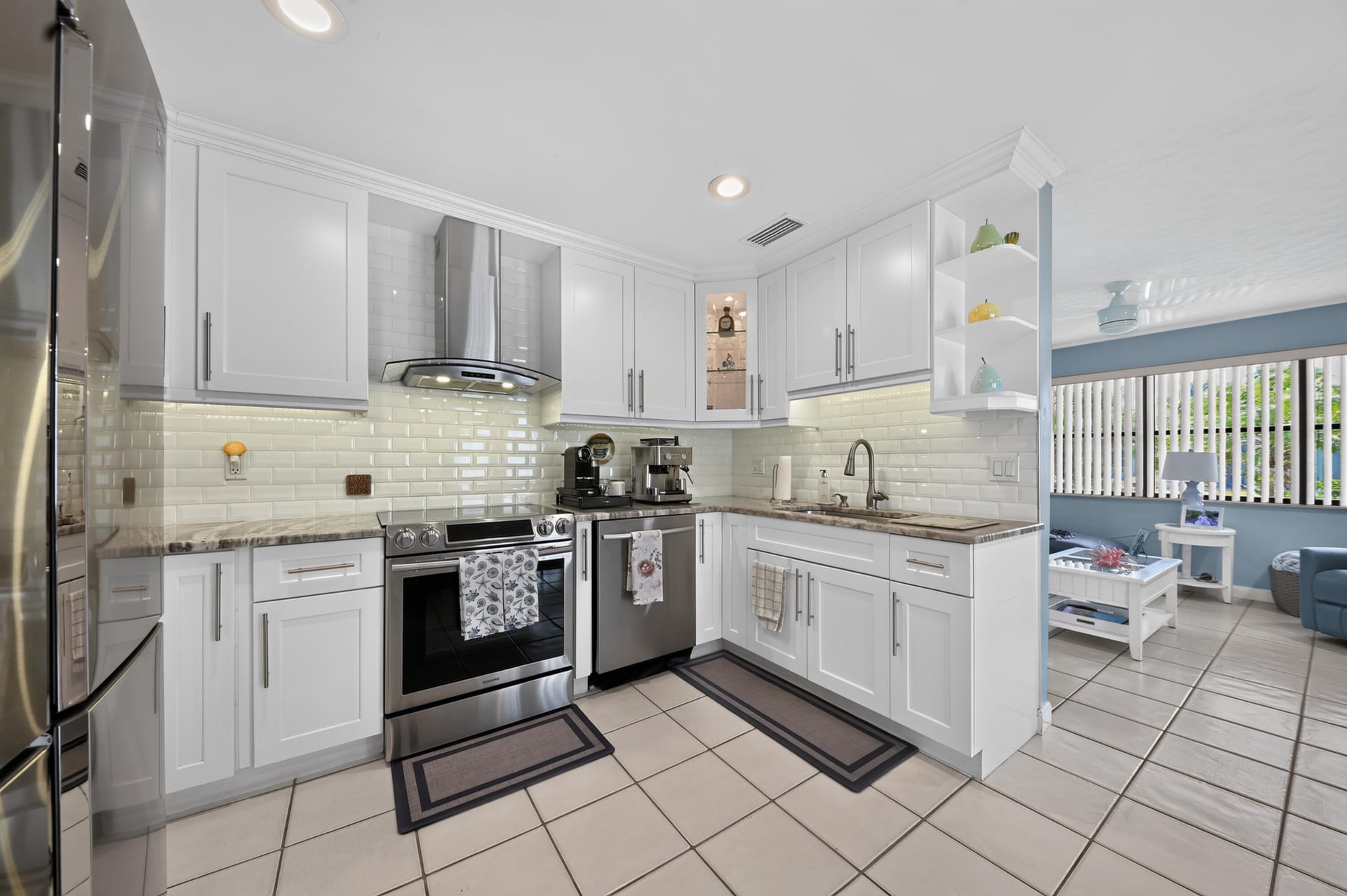 West Palm Beach Residence photo 9