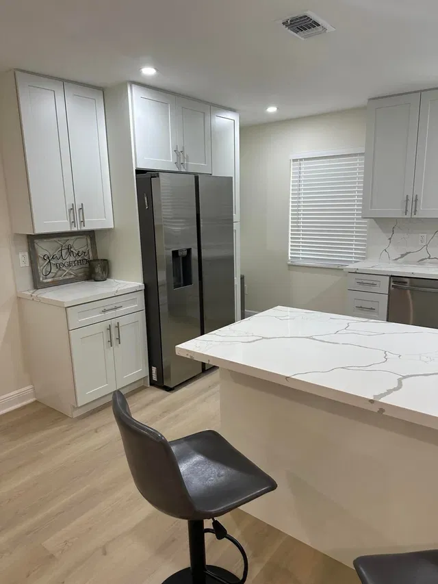  Residence photo 6