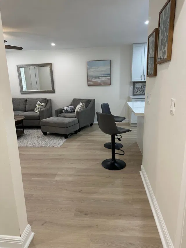  Residence photo 8