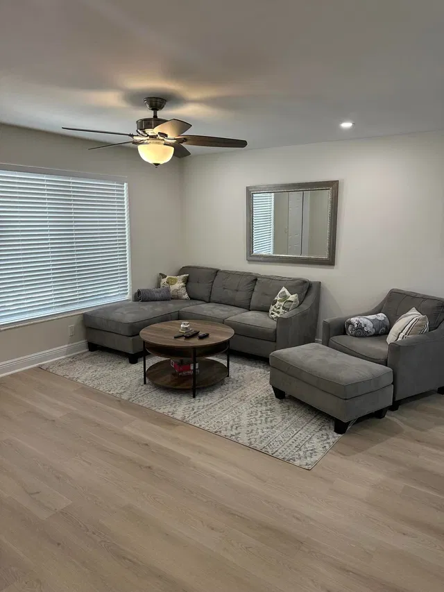  Residence photo 9