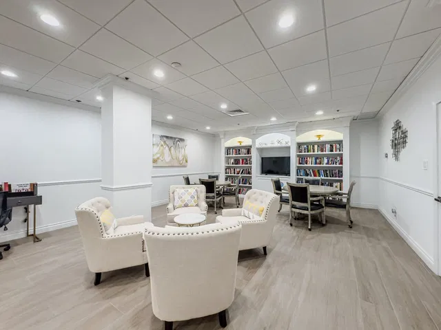 Eastpointe Singer Island Unit 19F photo 9