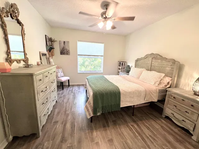 Unit 3307 photo 15