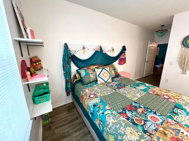 Unit 3307 photo 30