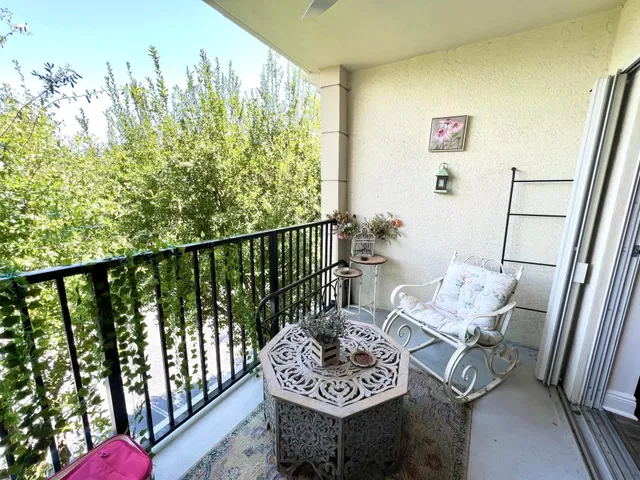 Unit 3307 photo 32