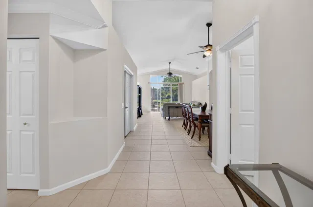 Residence photo 7