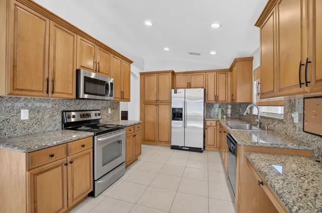 Residence photo 22