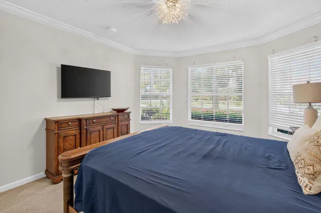 Residence photo 38