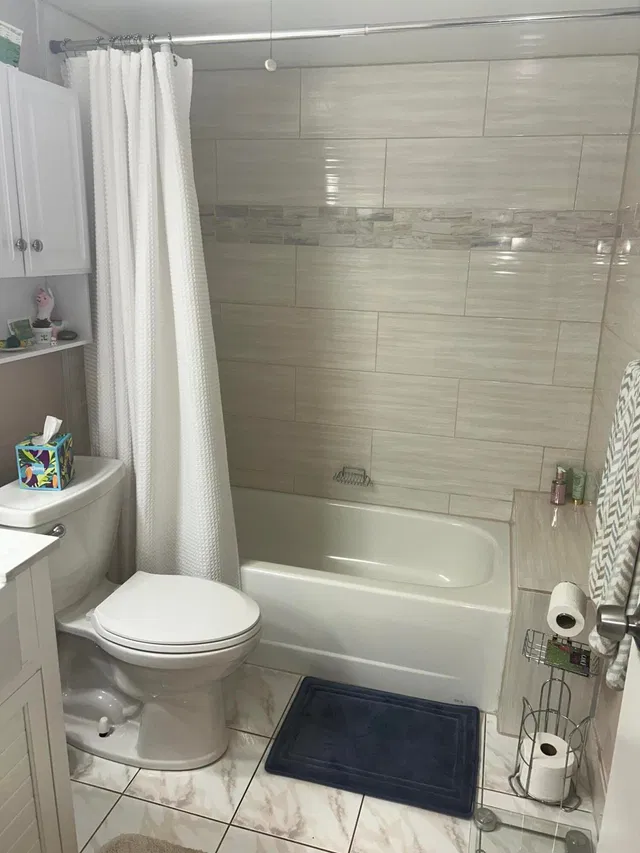 Unit C1 photo 16
