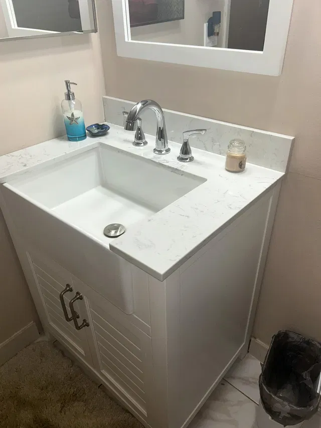 Unit C1 photo 17