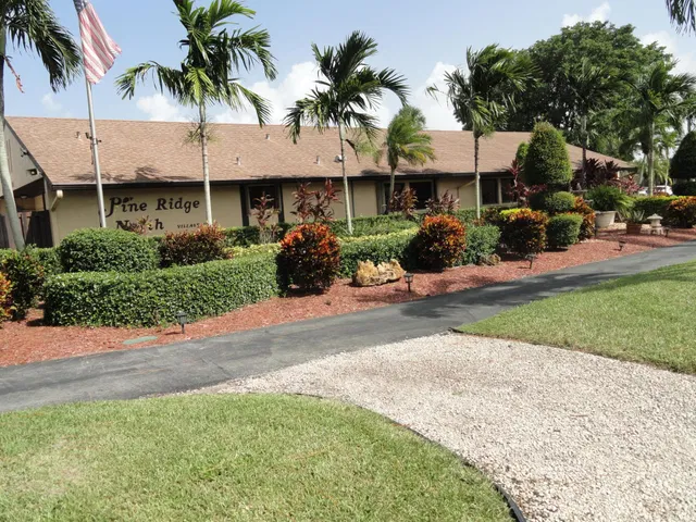 Unit C1 photo 28