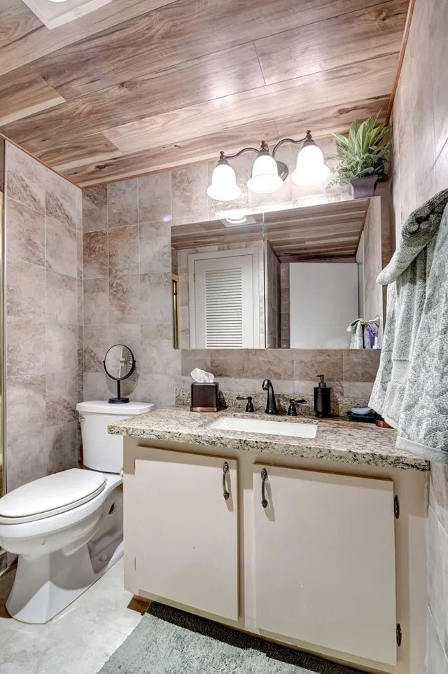 Boca Lago Country Club Homes Unit 8b photo 22