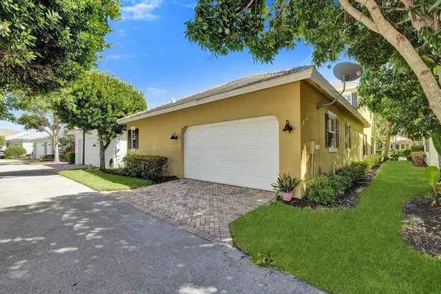 Botanica Residence photo 89