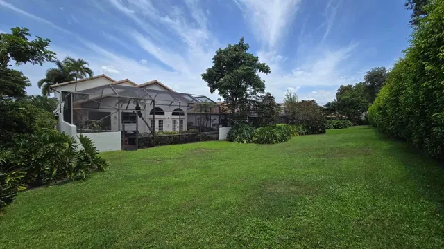 Residence photo 3