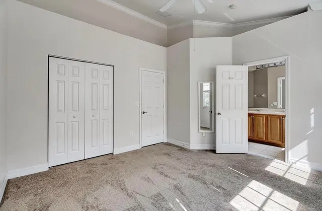 Residence photo 17