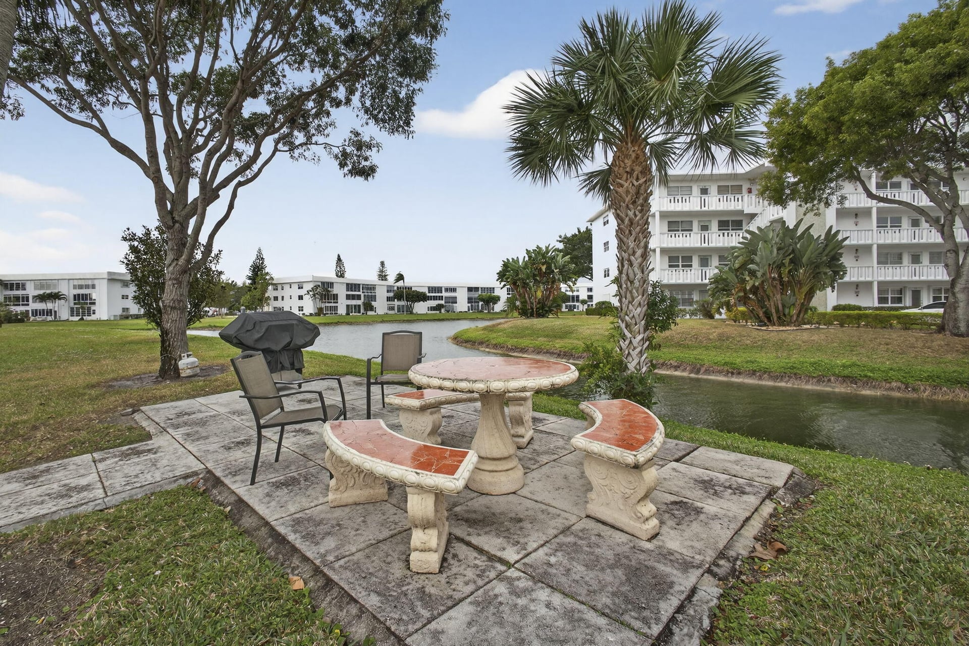 Residence photo 18