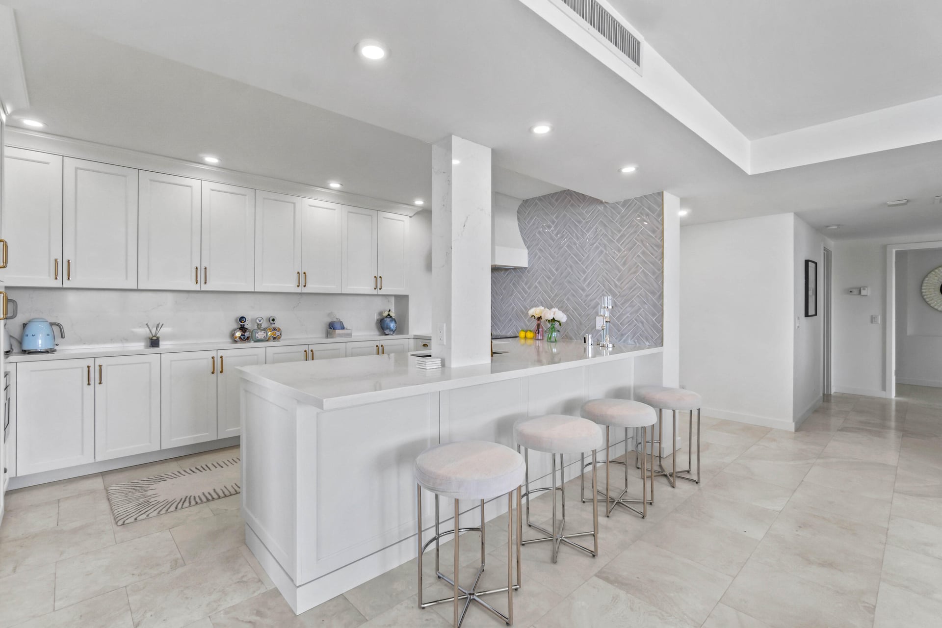 2295 S Ocean Palm Beach Unit 425 photo 12