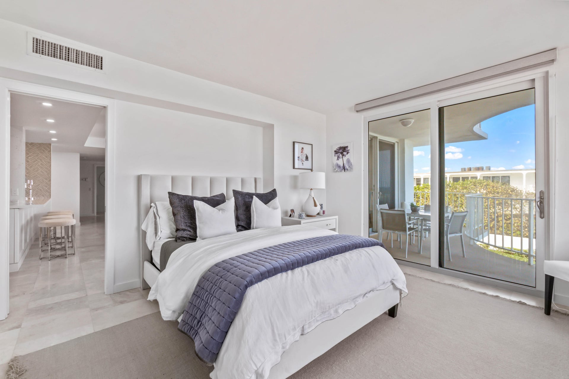 2295 S Ocean Palm Beach Unit 425 photo 14