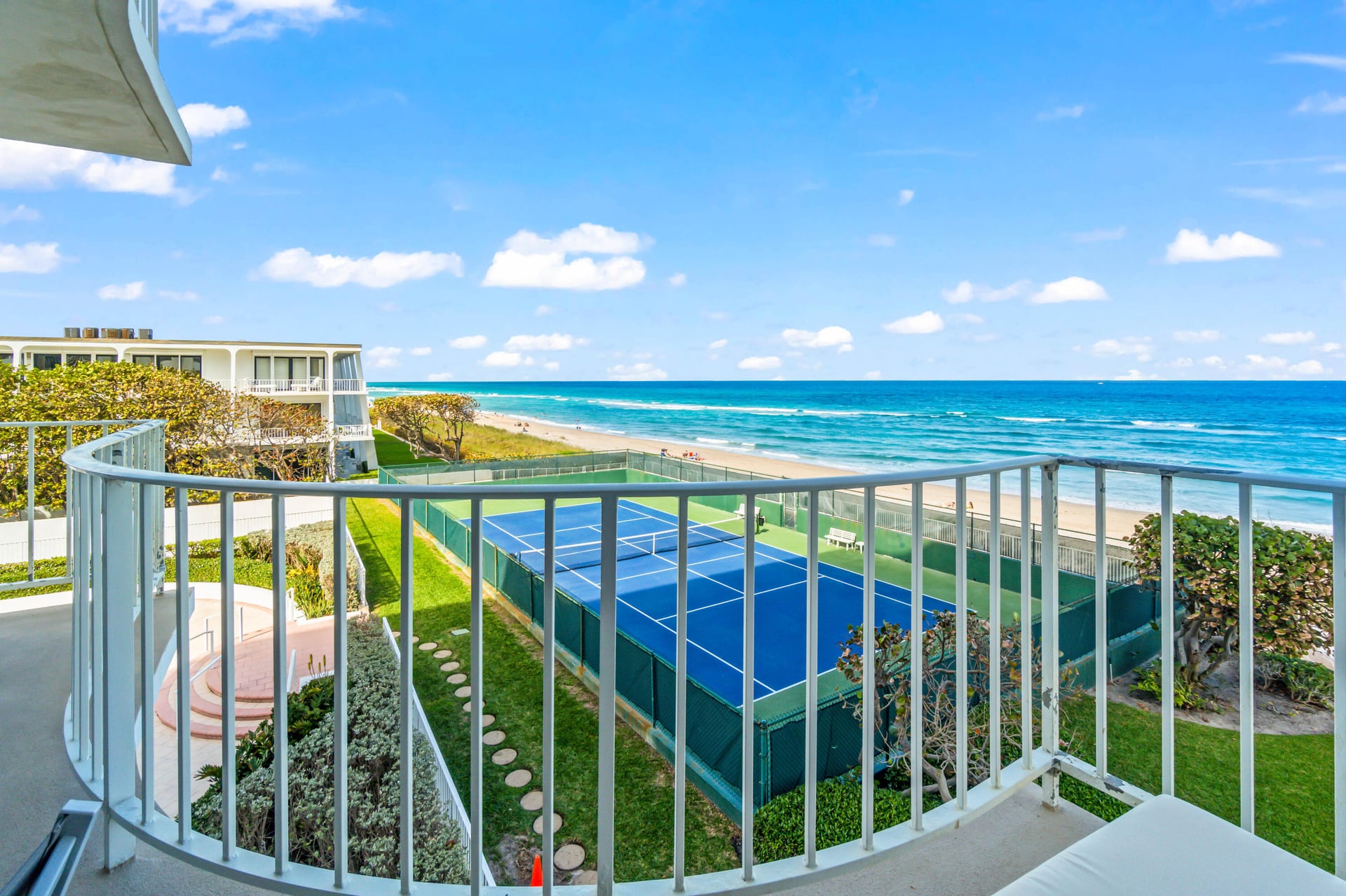 2295 S Ocean Palm Beach Unit 425 photo 25