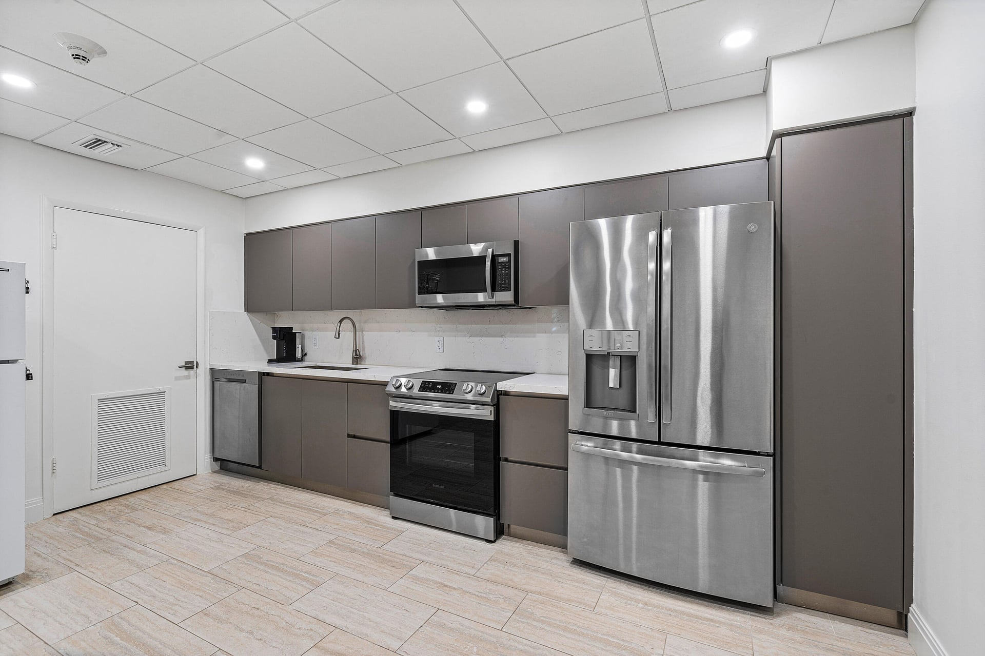 2295 S Ocean Palm Beach Unit 425 photo 36