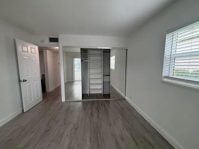 Residence photo 4