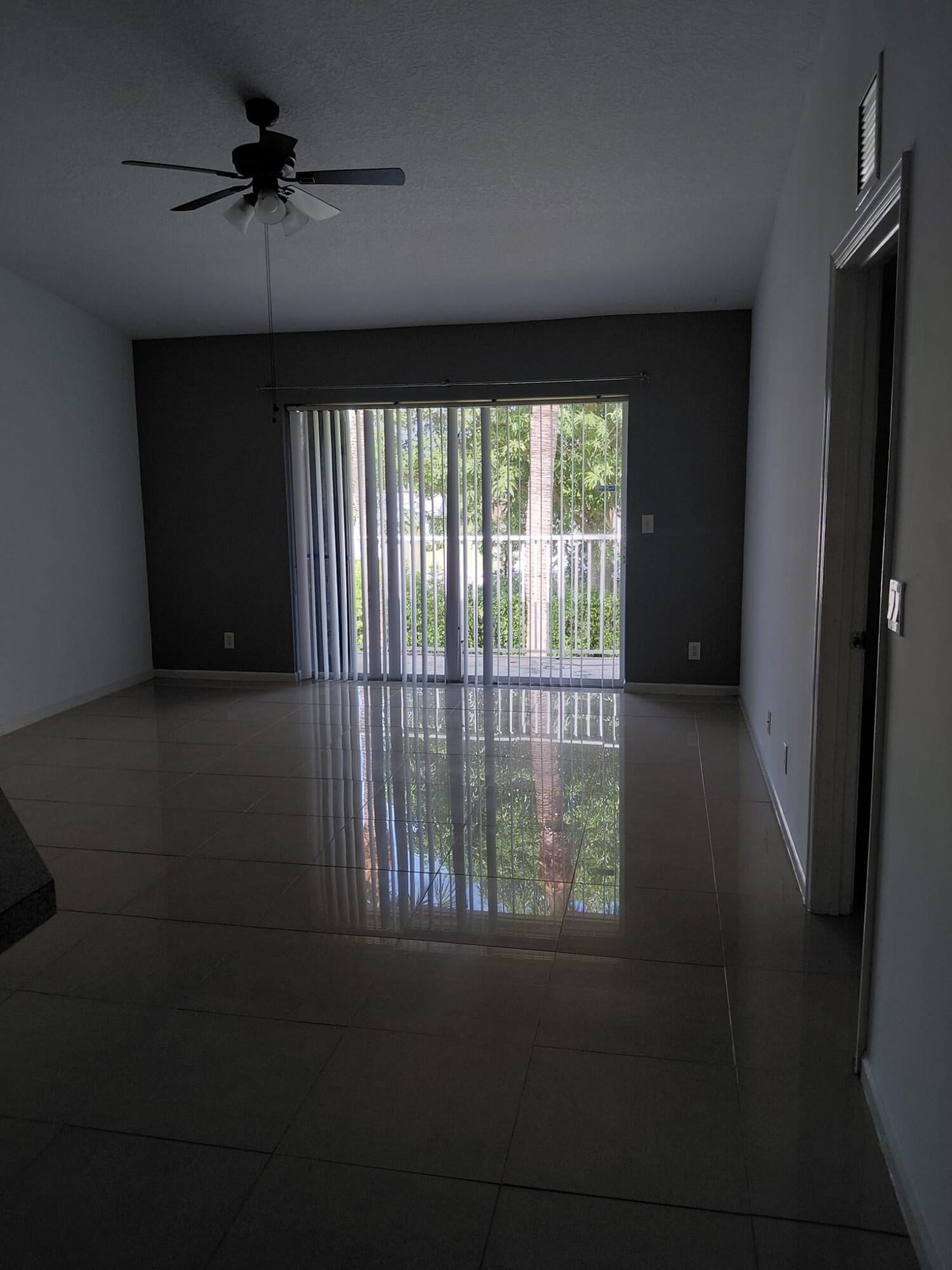 Residence photo 2