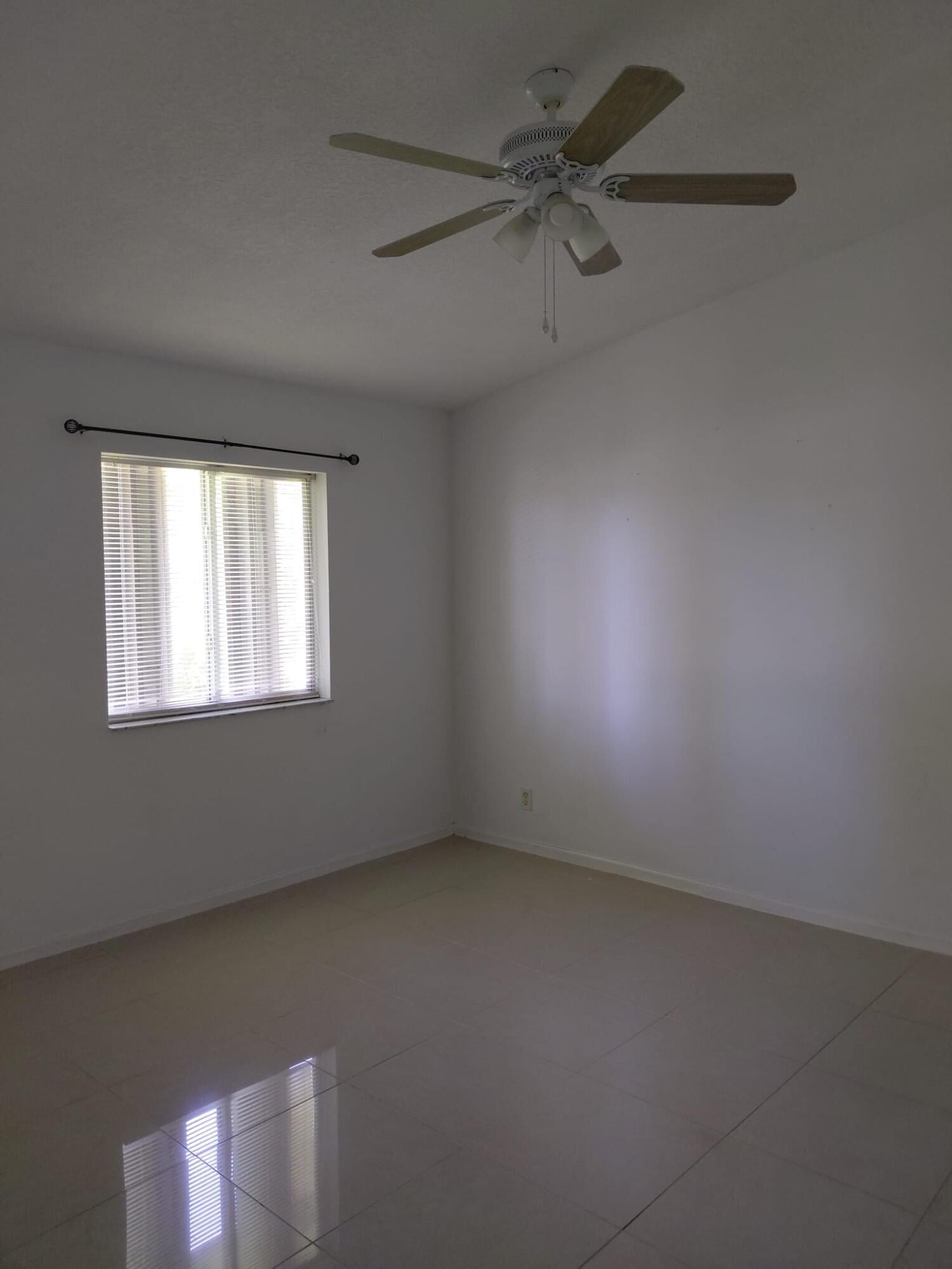Residence photo 3
